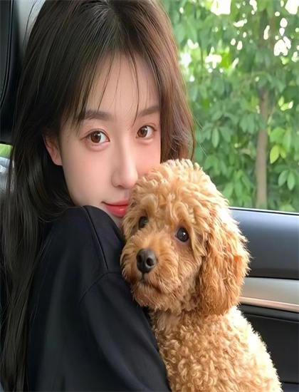 《美娜,又换了头像？》场景布置分析扣人心弦的：环境设计与主题呼应探讨